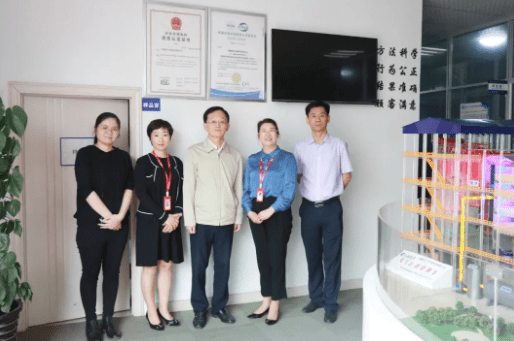 合肥市經(jīng)濟和信息化局王十朋一行蒞臨元琛科技調(diào)研指導