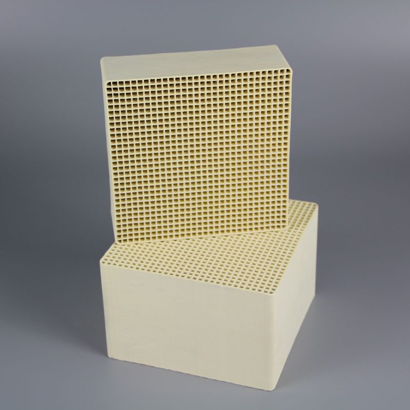 SCR脫硝催化劑長(zhǎng)時(shí)間使用后會(huì)降低其活性嗎？